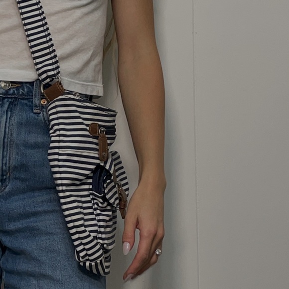 Crossbody Shoulder Bag Sailer Stripe Leather Buckles - Picture 2 of 6